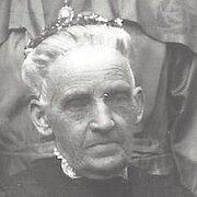 Familienfest 1923 anlässlich der Goldenen Hochzeit von Wilhelm und Eva Klein (in der Mitte).