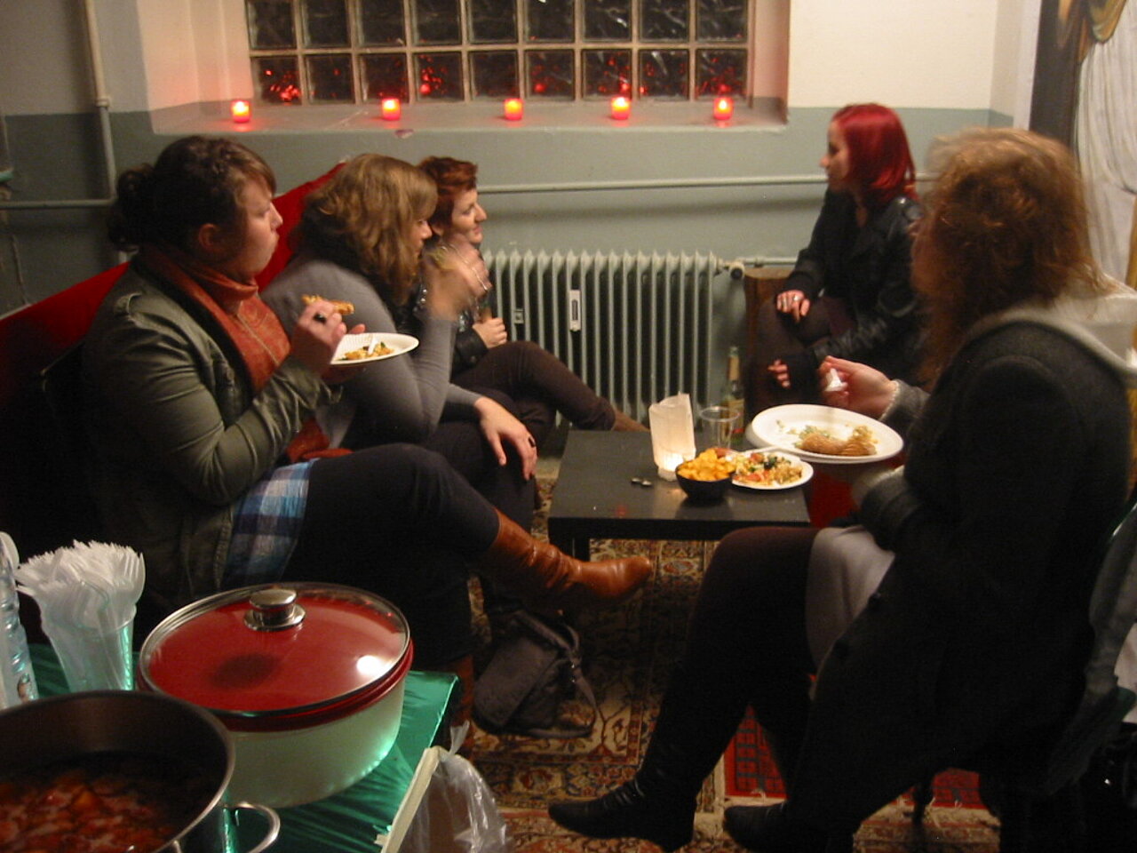 2009 feierten Studenten und Künstler die erste Hofparty in den Kleinschen Höfen.