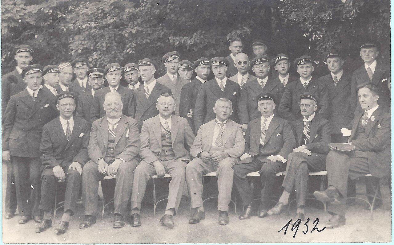 Gruppenbild der Studentenverbindung Rugia, der Philipp Klein als "Mentor" angehörte. 